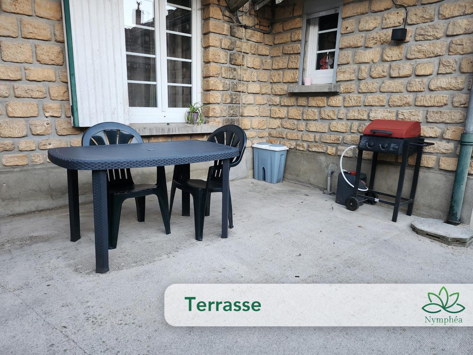 Logement Cocooning 2-4 Personnes Avec Salle De Jeux Chemery-Chehery Εξωτερικό φωτογραφία